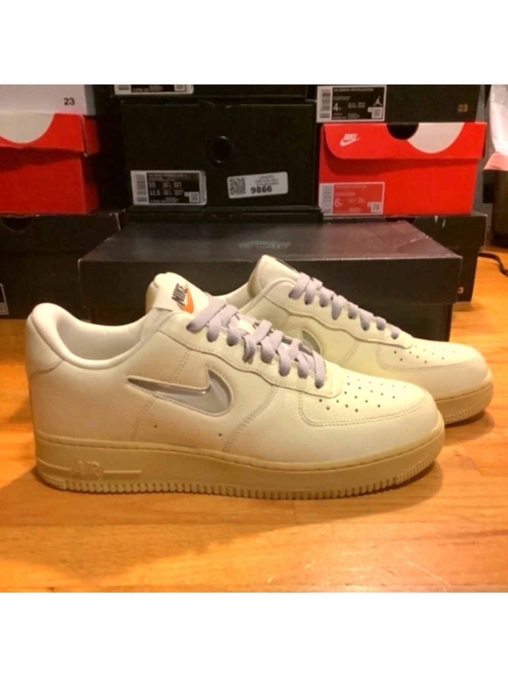 Nike Air Force 1 Low / Nike AF1 Low Men’s Size 9.5 DEADSTOCK BRAND NEW